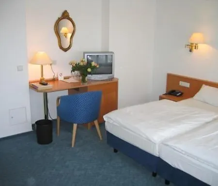 Gildenhof An Den Westfalenhallen 3*