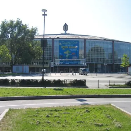 Gildenhof An Den Westfalenhallen Hotell 3*