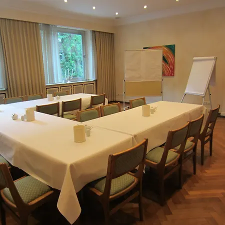 Hotell Gildenhof An Den Westfalenhallen 3*